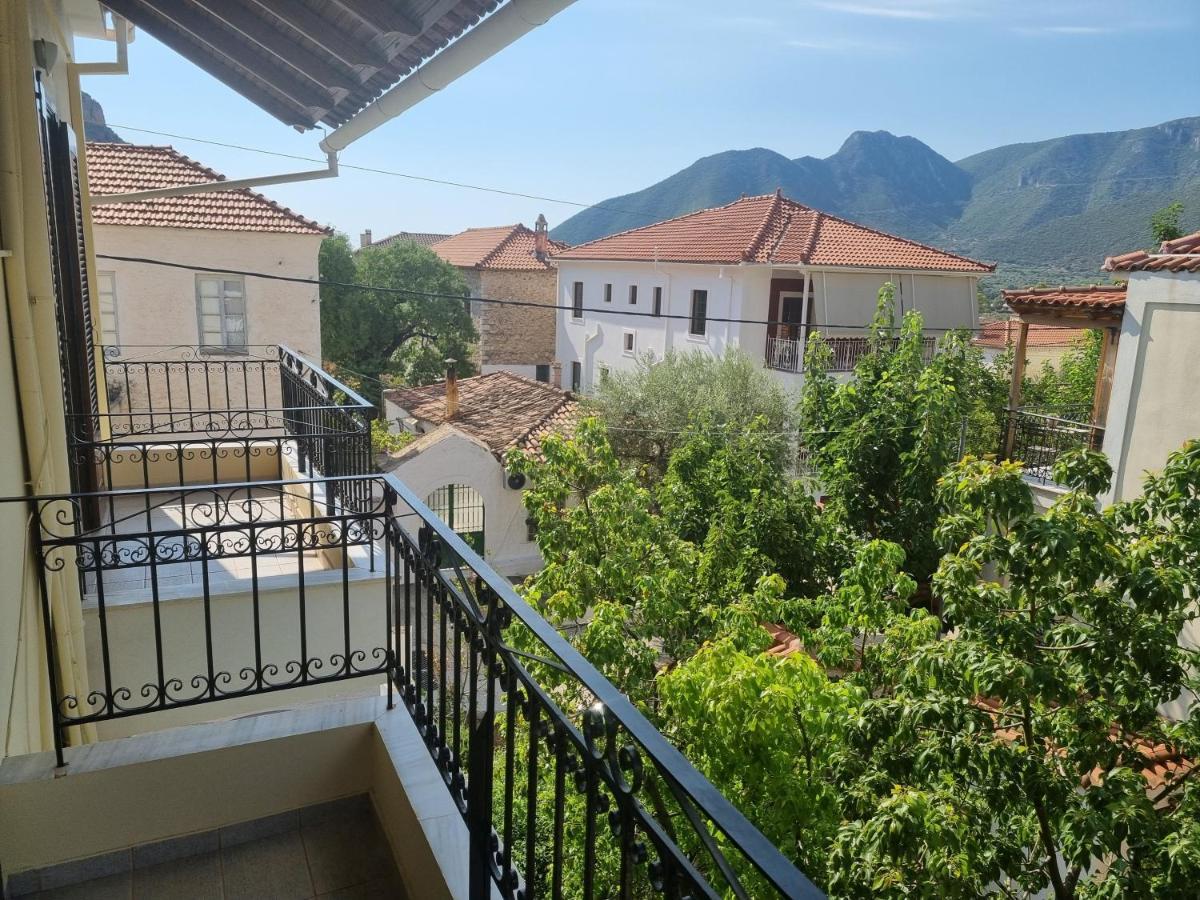 Apartment Theodoros Leonídion Exteriör bild